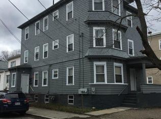 21 Barrett St, Fall River, MA 02724