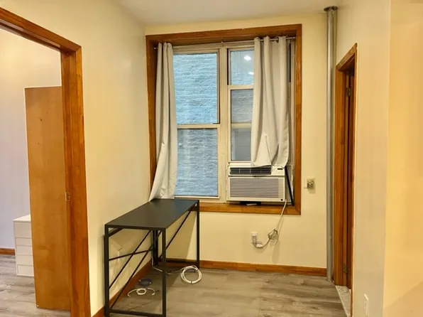95 Elizabeth Street image 1 of 14