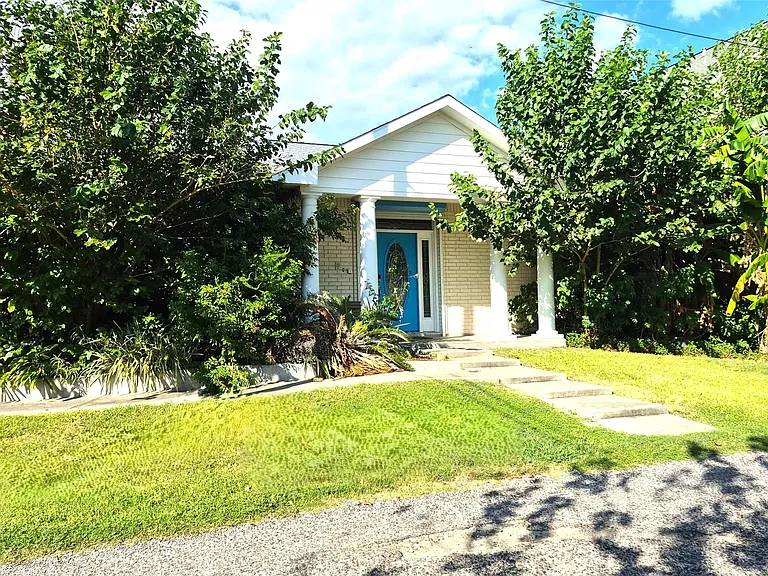1022 Avenue A 1/2 St — Photo 36