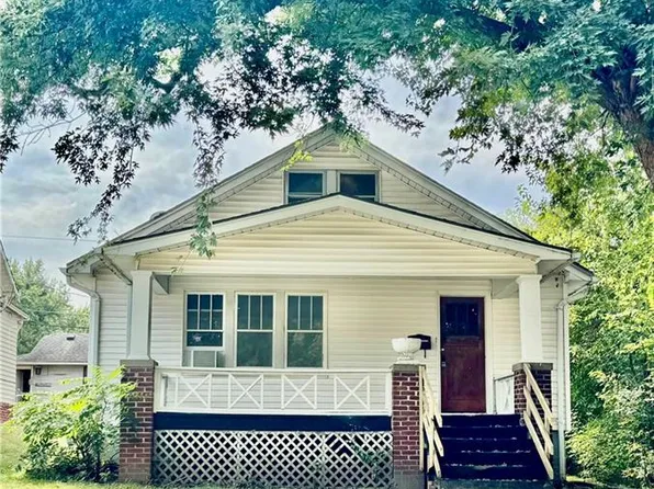 3006 Messanie St, Saint Joseph, MO 64501