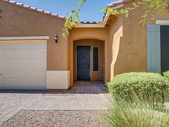 3rd image of 3075 E Cherrywood Pl