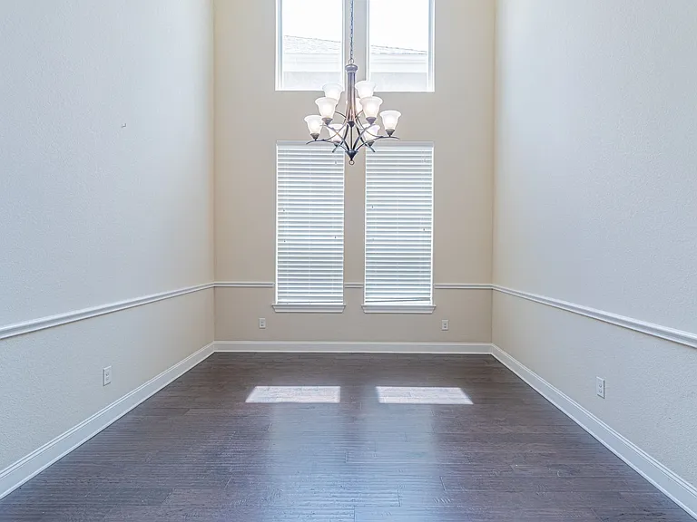 2727 Sonata Park — Photo 3