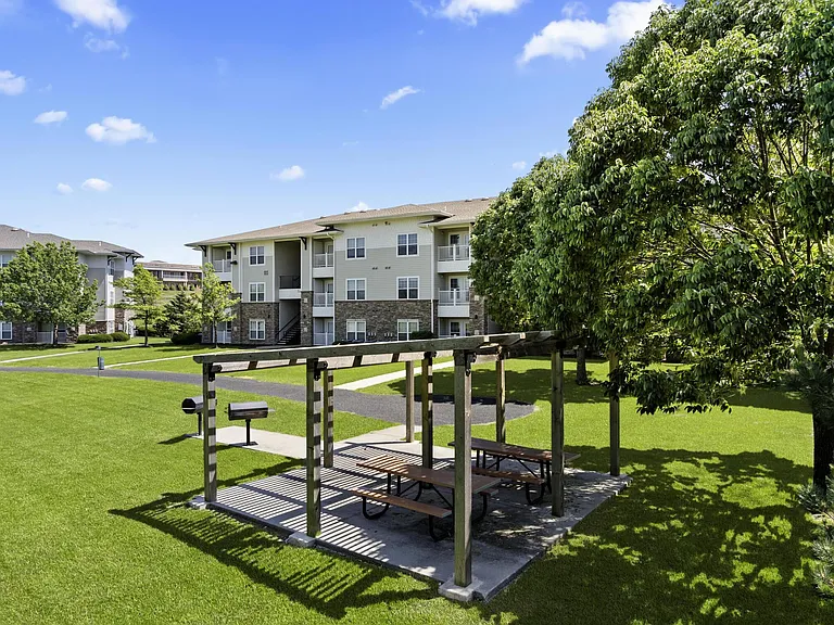 The Fairways Apartment Homes — Photo 35