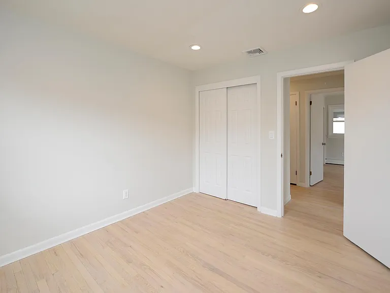 43 Spruce Ave — Photo 16