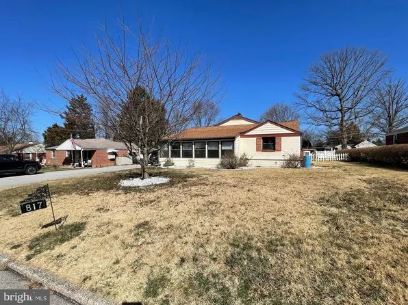 817 Woodbrook Ln, Plymouth Meeting, PA 19462