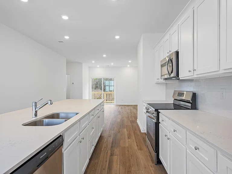 4178 Tillie Cir — Photo 14