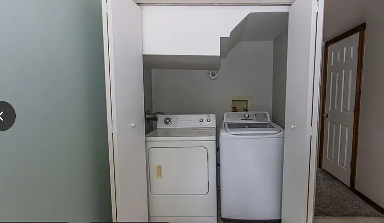 4 bed, 1.5 bath, $1,600 — Photo 3