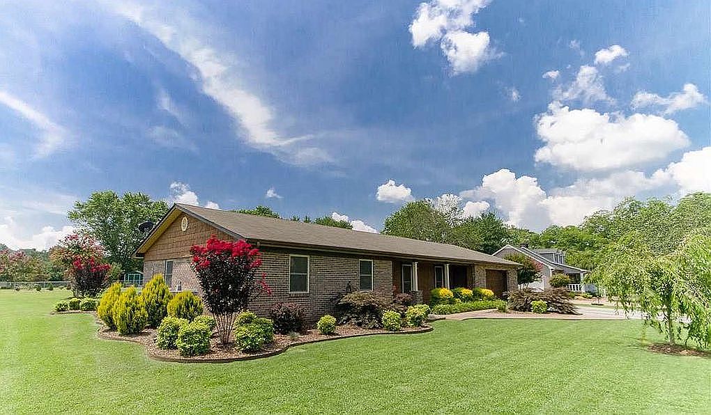 1707 Byron Rd, Scottsboro, AL 35769 Zillow