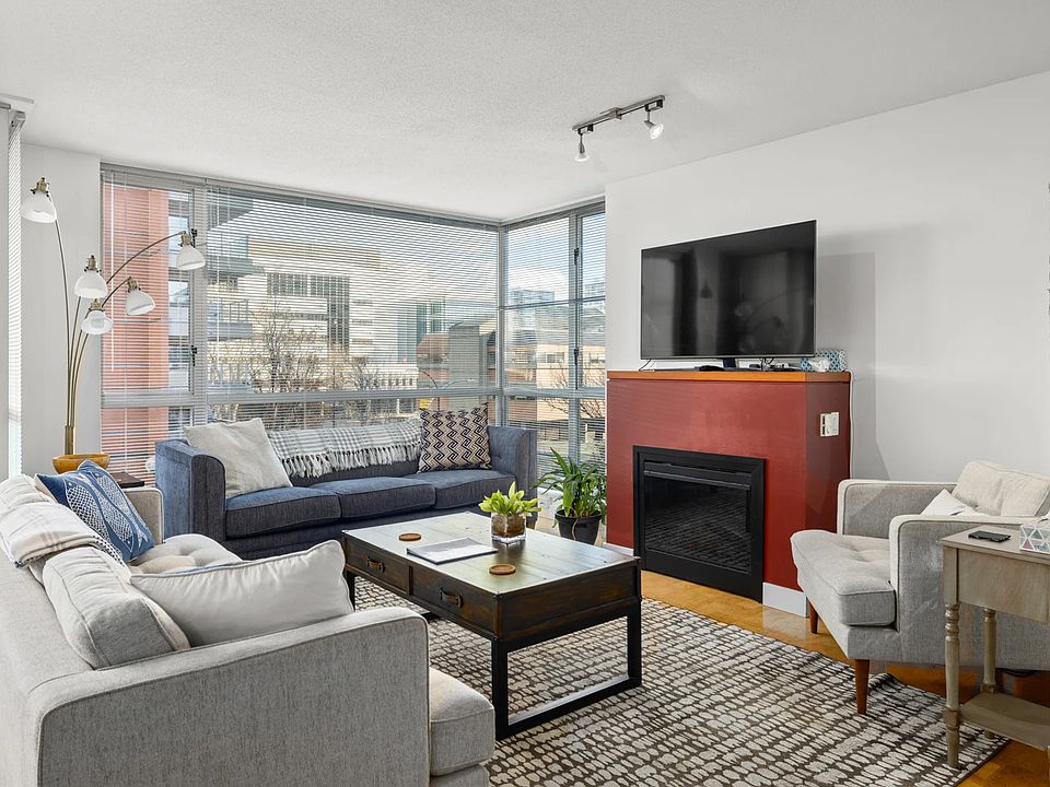 1st image of 732 Cormorant St #405
