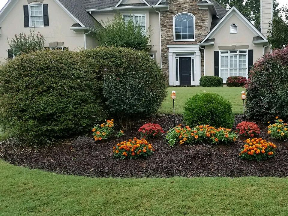 2nd image of 11925 Lexington Woods Dr