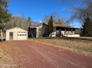 933 Chamberlain Mills Rd, Salem, NY 12865