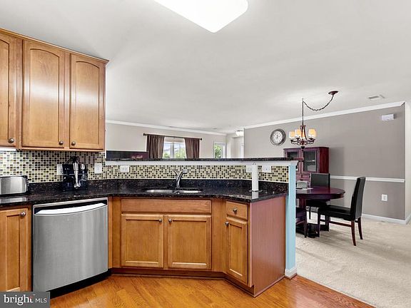 5th image of 2825 Chinkapin Oak Ln #225