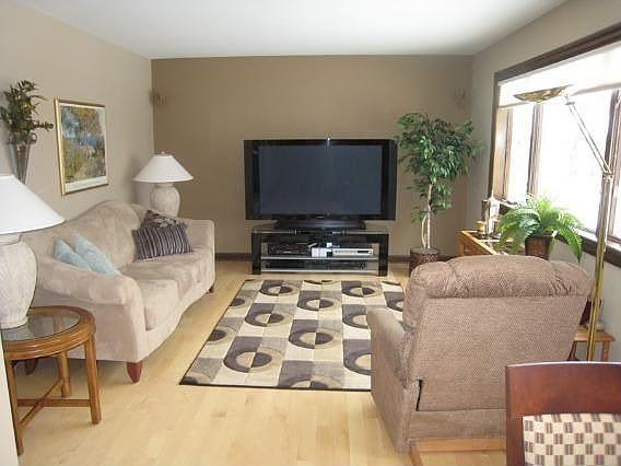 4th image of 1078 Timberline Ct E