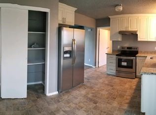 310 R St SE APT A, Auburn, WA 98002