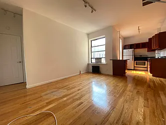 Rented by Lang Realty LLC