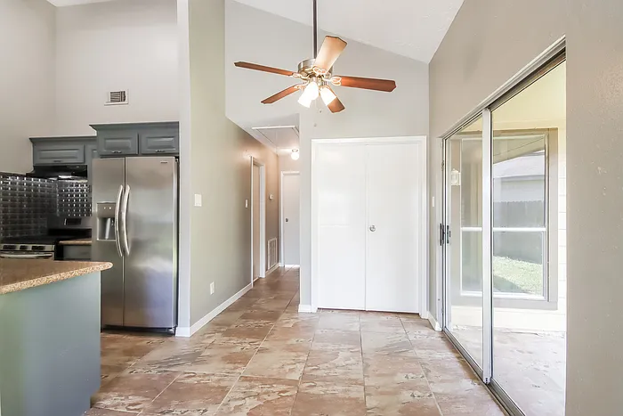 3117 Oak Rock Cir — Photo 4