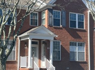 59 Franklin School Way BLDG 59 #59, Metuchen, NJ