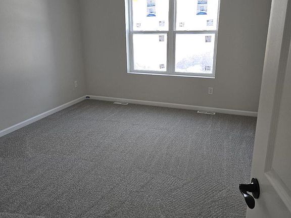 5th image of 344 Village LANE