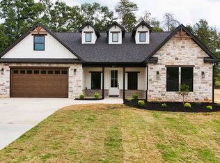 197 Oliver Dr, Inman, SC 29349