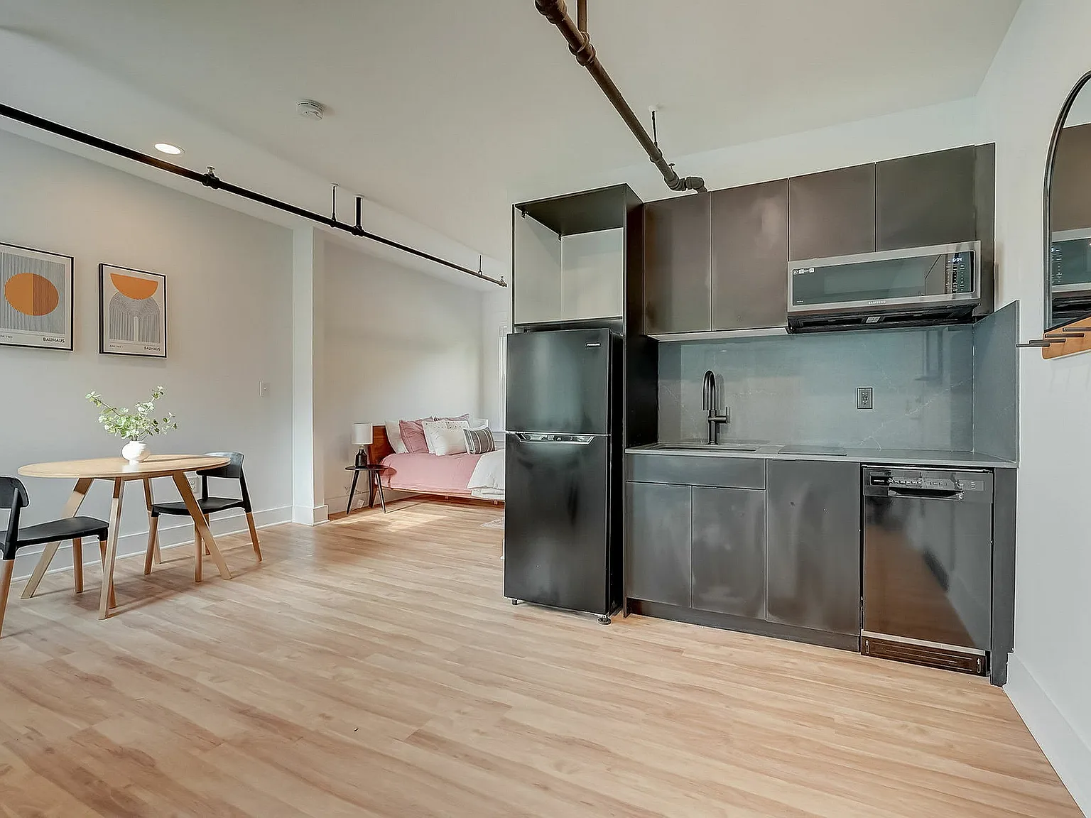 Otto's Apartment Hotel — Photo 1