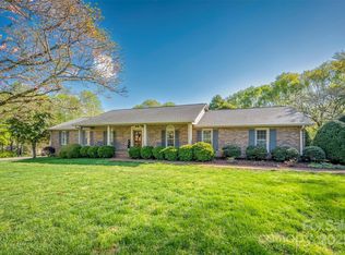 304 McCall Dr, Forest City, NC 28043