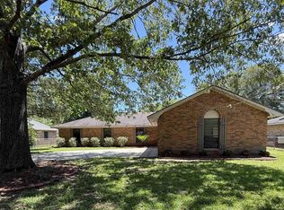 1893 Dabney Dr, Baton Rouge, LA 70816