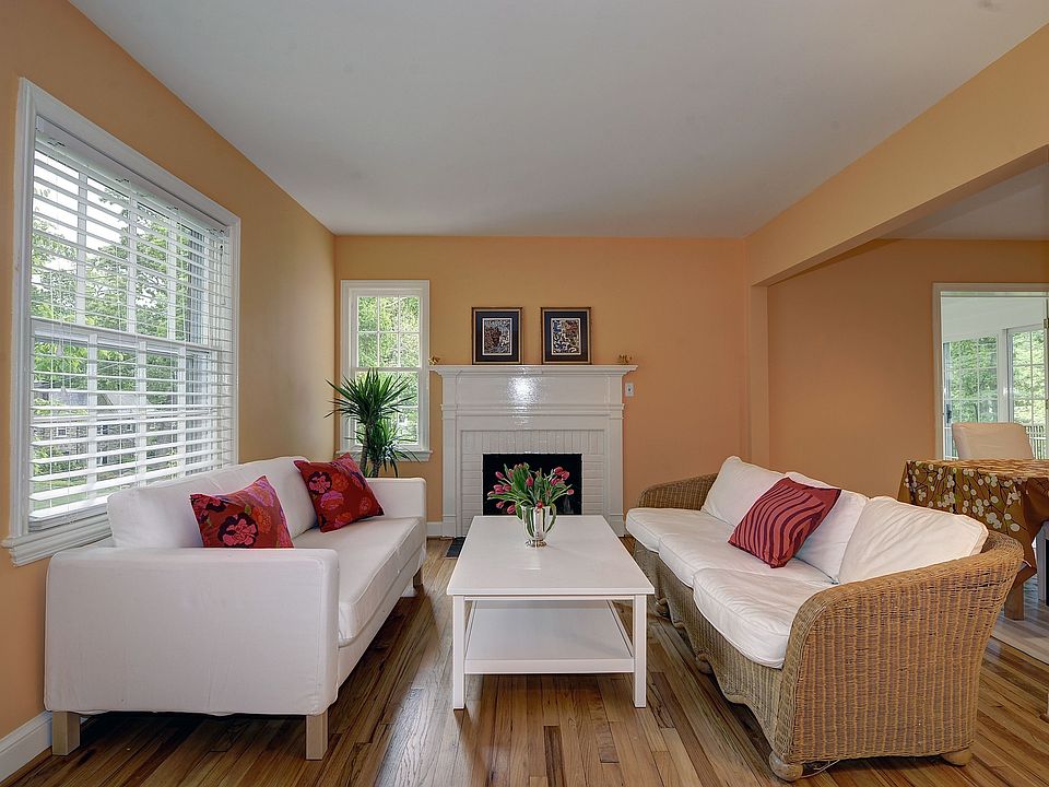 Living room with fireplace
