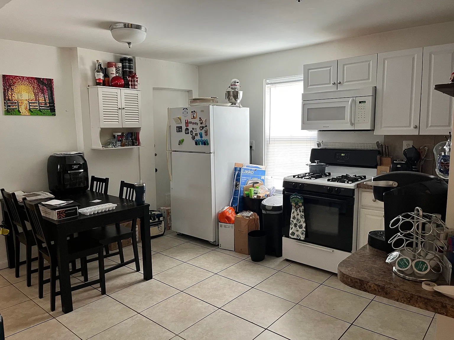 2 bed, 2775 sqft, $3,000 — Photo 3