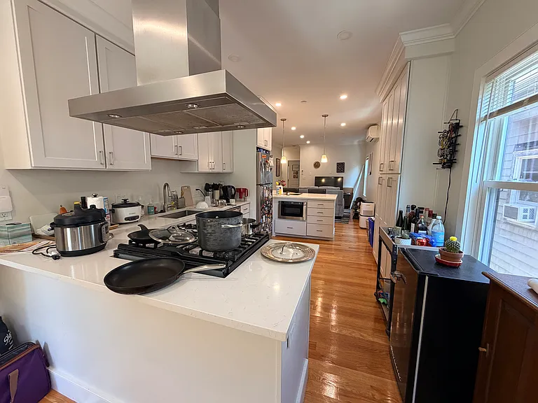 42 Thorndike St #2 — Photo 2