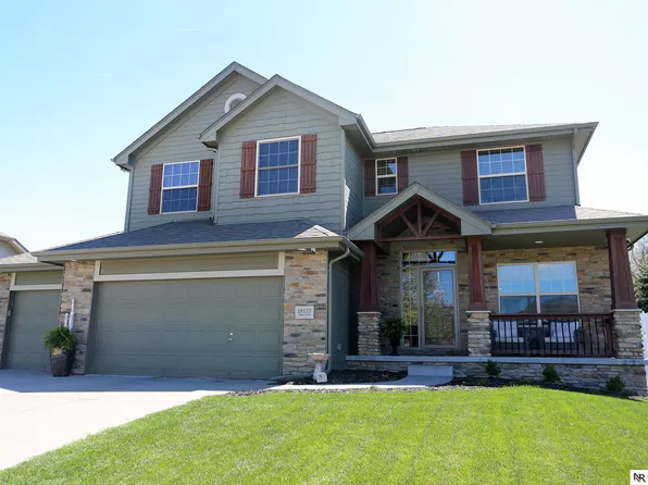 18127 Atlas St, Omaha, NE 68130