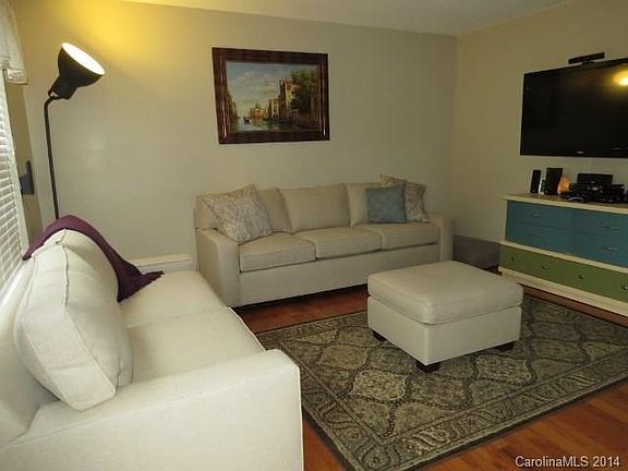 2nd image of 1541 Brookgreen Ave Unit 87