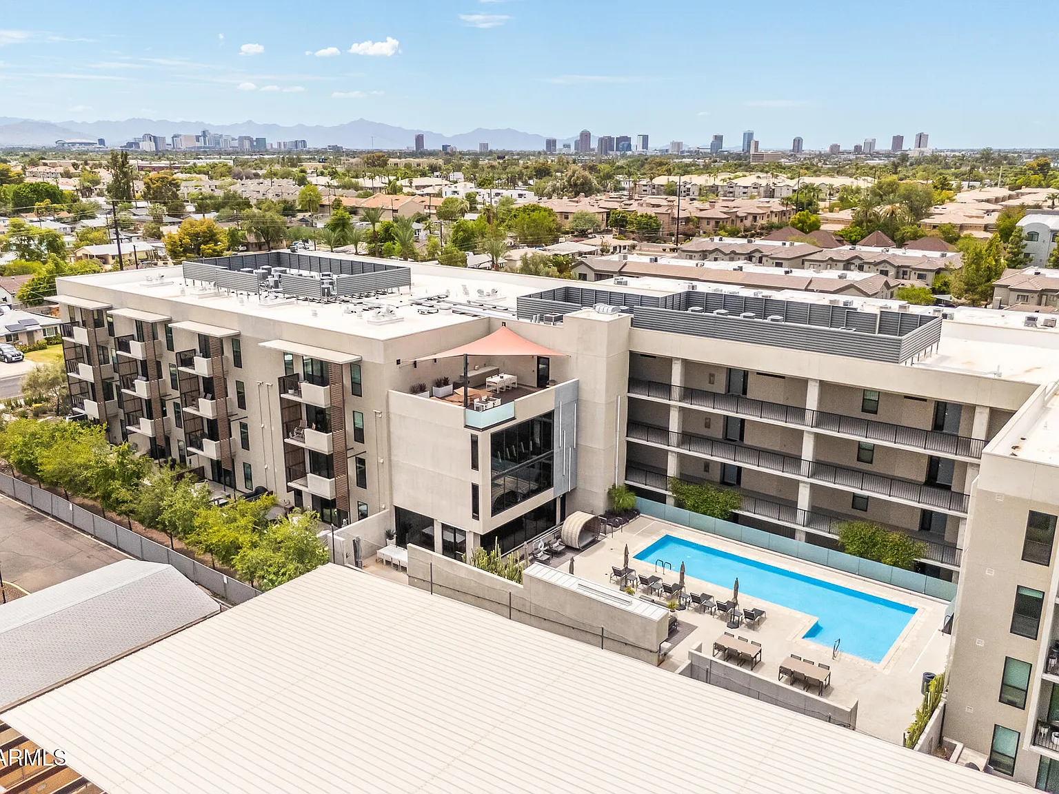 2 bed, 2.5 bath, 1451 sqft, $3,100 — Photo 4