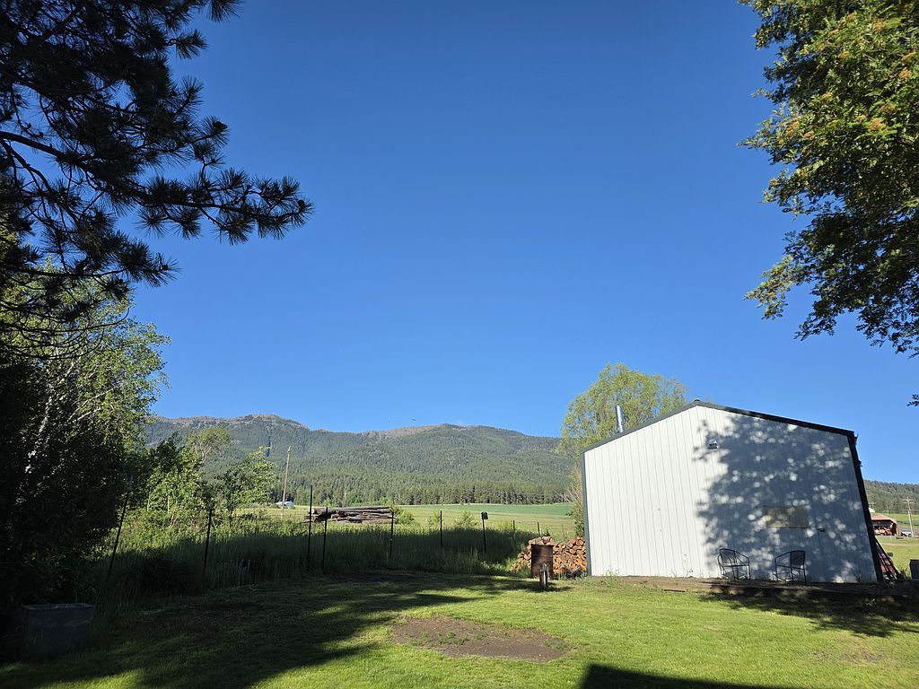 62109 Lime Quarry Rd - Property Image