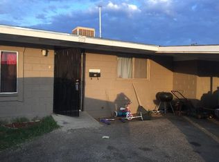 212 L St, Sanger, CA 93657