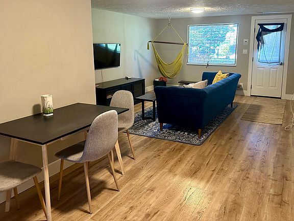 Dinning and work space