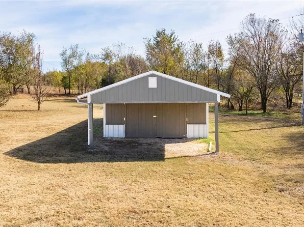 1023 County Street 2945, Tuttle, OK 73089
