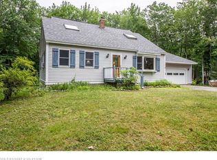 982 New County Rd, Dayton, ME 04005