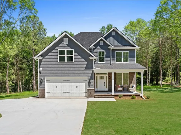 208 Lake Forest Cir, Anderson, SC 29625