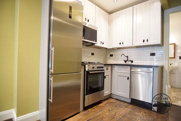 Rented by Lofts and Flats LLC | media 15