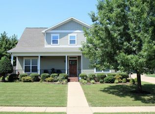 5903 W Willow St, Rogers, AR 72758