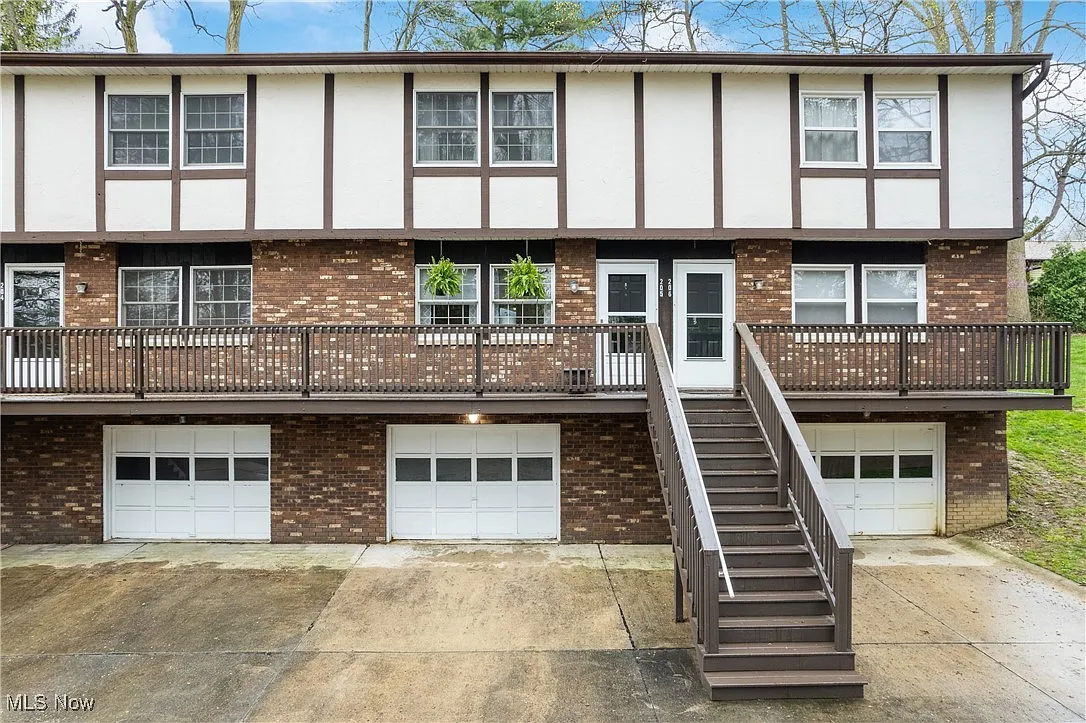 2500 Cleveland Rd APT 205 photo 1