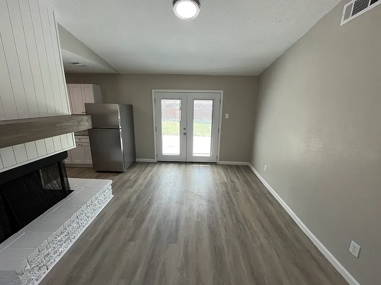 300 Ocean Dr — Photo 5