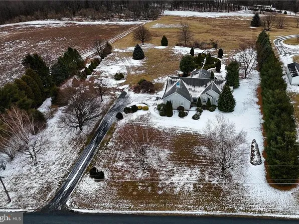 1533 Municipal Rd, Lehighton, PA 18235