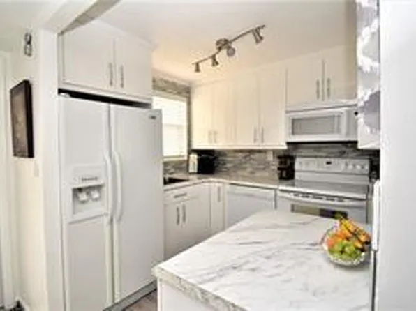 2801 N Pine Island Road #208, Sunrise, FL 33322