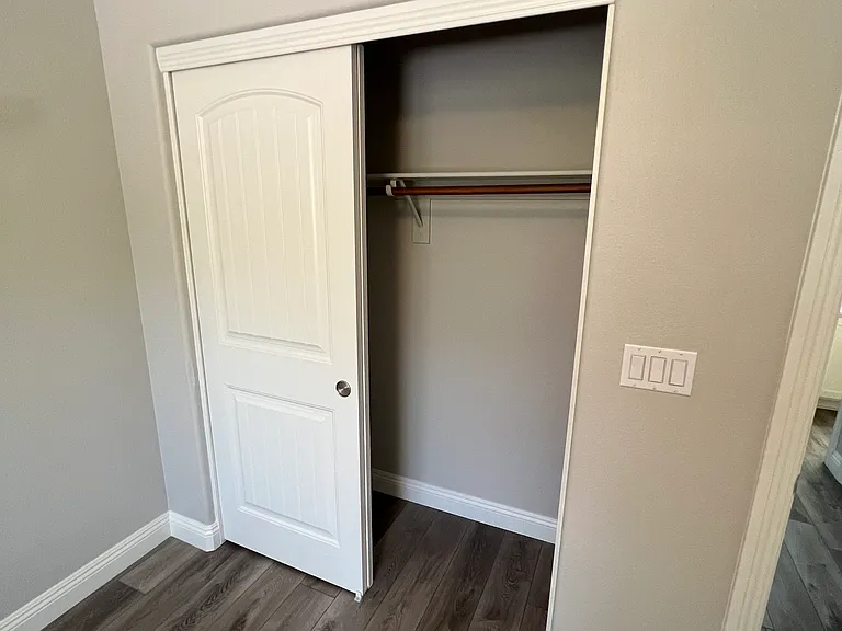 5705 Shadow Bend Dr — Photo 25