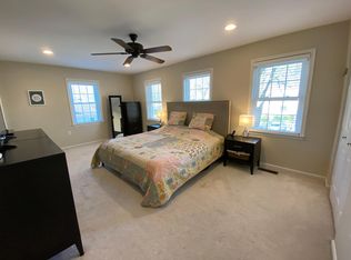 5719 Crownleigh Ct, Burke, VA 22015