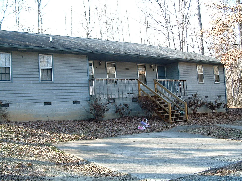 2508 Olde Oaks Ln #B