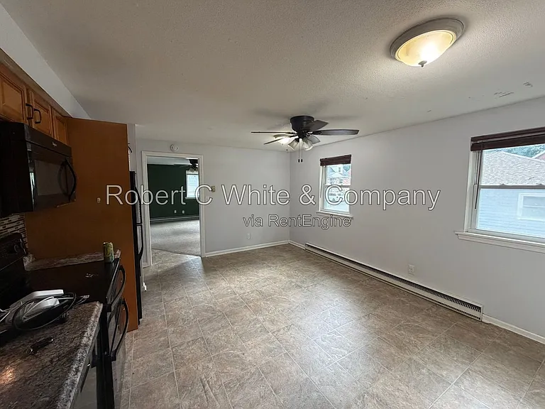 72 Colony St #3 — Photo 3