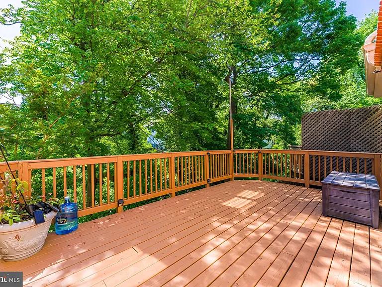 2029 Magarity Ct — Photo 17