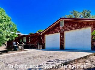 114 Candlelite Dr, Ingram, TX 78025